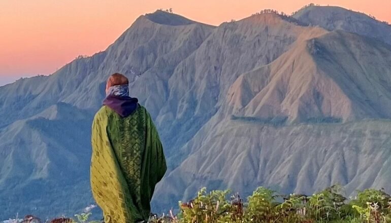 Pergasingan Hill with samyna