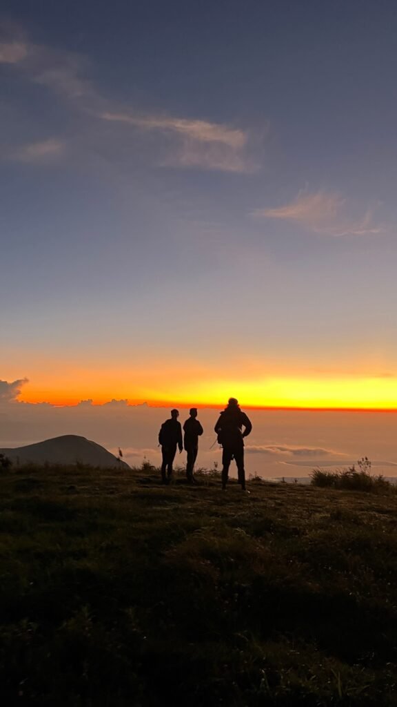Pergasingan Hill: The Scenic Hike in Sembalun with Samyna - tour & travel
